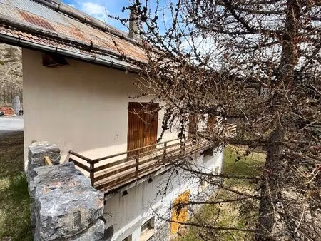 maison 5 pièces 200 m²