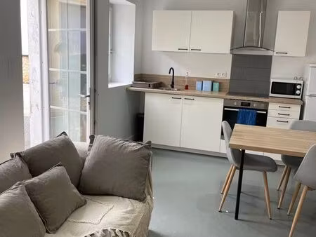 appartement t2 meuble de 38m2 au rez de chaussée