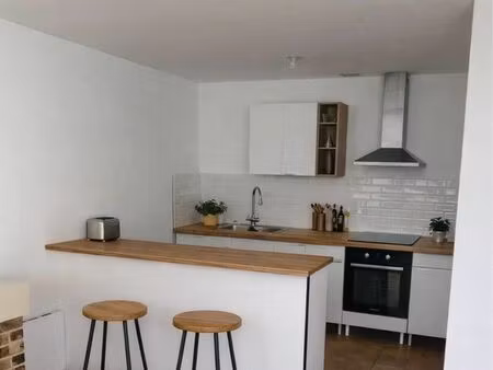 t3 lumineux + parking privé