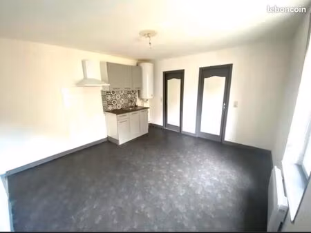 joli f3 à louer sur vrigne aux bois