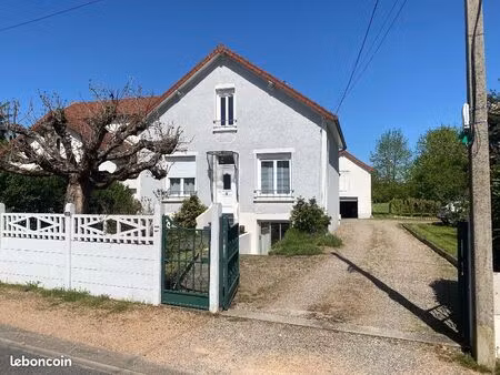maison 6 pièces 130 m²