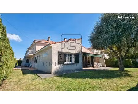 maison 6 pièces 140 m²