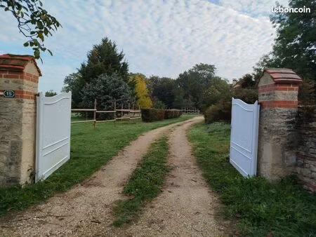 propriété avec grand terrain