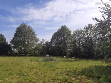 a vendre terrain constructible