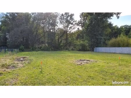 terrain 950 m² quinsac