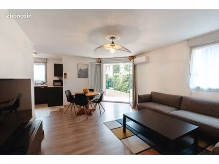 saint jory appartement t3 64 m² en rez-de-jardin avec terrasse  jardin et 2 parkings