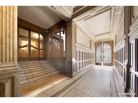 t2 35m2 dans hôtel particulier