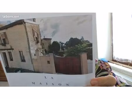 petite maison avec cour