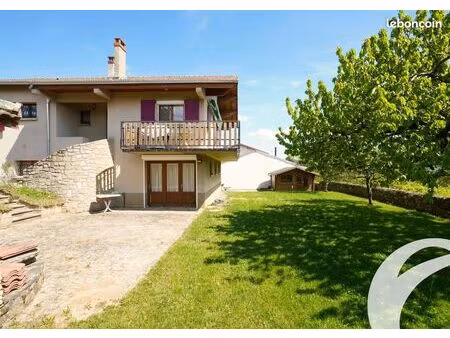 maison 176m² vue vallée  grand garage  jardin 1158m²