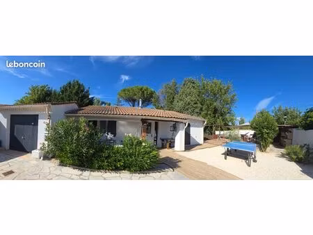 villa 4 pièces avec jardin