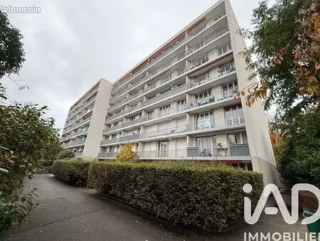 appartement 5 pièces 93 m²