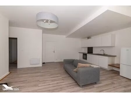 immeuble 150 m² pauillac