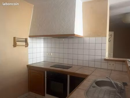 apparemment à louer à5 mn de montélimar