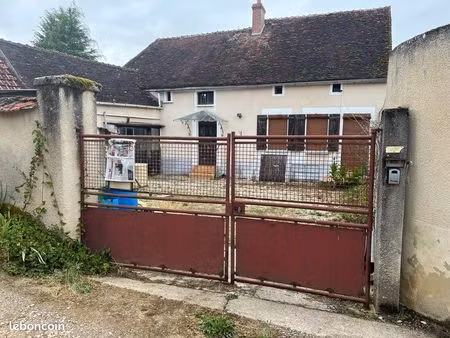 maison à la campagne