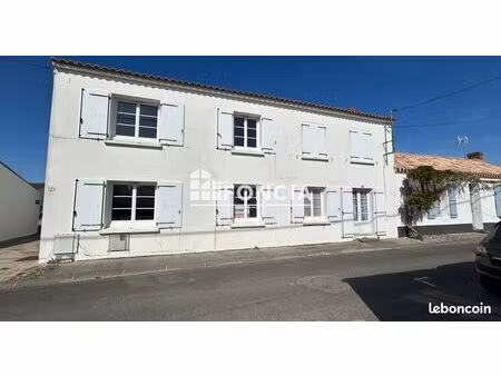 ile de noirmoutier - noirmoutier centre-ville - ensemble immobilier à rénover a 500m de la