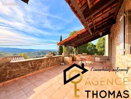 propriété 8 pièces 234 m²