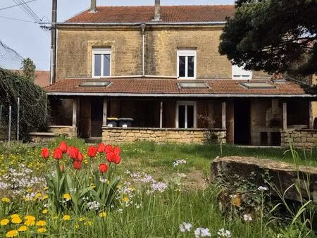 maison 8 pièces 208 m²