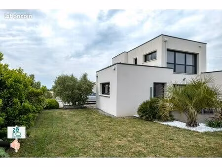 villa 6 pièces 137 m²