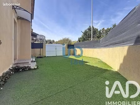 villa 3 pièces 70 m²