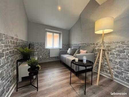 appartement tout meublé et calme