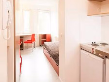 studio meuble disponible immédiatement
