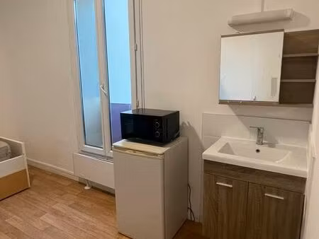 location d'une chambre meublée