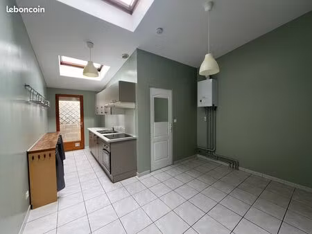 maison 3 pièces 84 m²