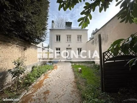 maison 4 pièces 130 m²