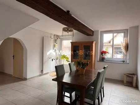 maison 8 pièces 150 m²