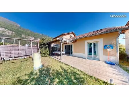 maison 4 pièces 93 m²
