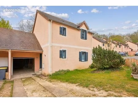 duplex/triplex 4 pièces 85 m²