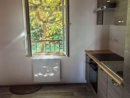 magnifique immeuble de rapport dans quartier pavillonnaire calme