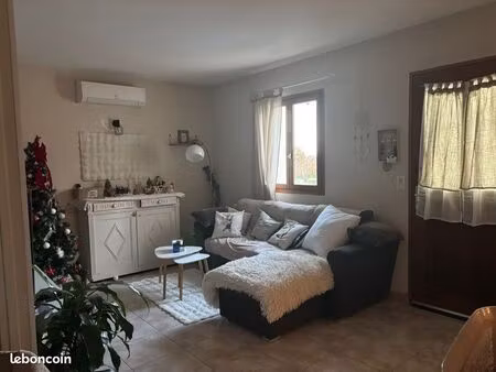 appartement t3 lavatoggio– terrasse avec vue dégagée sur le village
