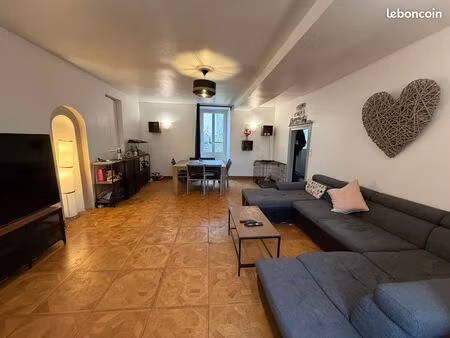 maison lumineuse pleine de charme