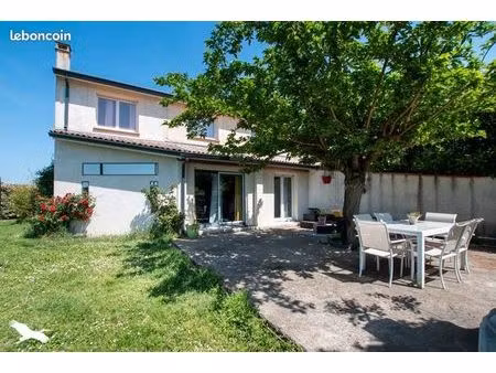 maison 4 pièces 132 m²