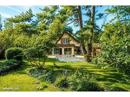 maison 7 pièces 123 m²