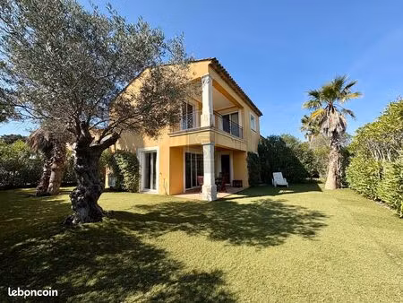 villa 3 pièces 83 m²