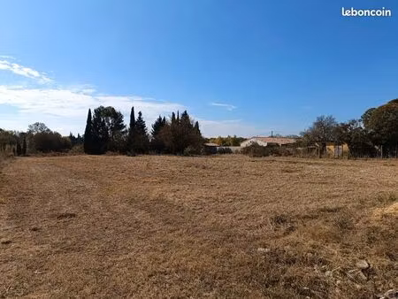 terrain constructible villemoustaussou non inondable■non inondable■terrain tout plat■plus 