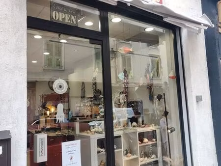 3 murs commerciaux à vendre – 25 m² – bastia centre-ville