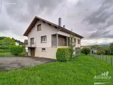 maison 5 pièces 104 m²