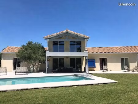 maison 7 pièces avec piscine et grand jardin