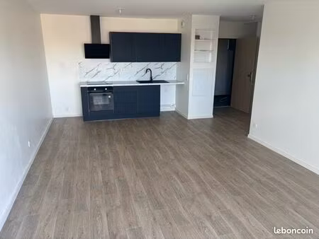 appartement t3 62m2 quartier terres-neuves