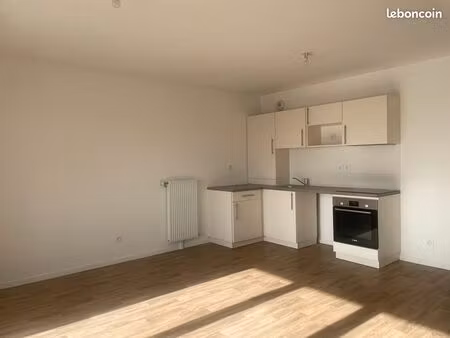 appartement 3 pièces 64 m²
