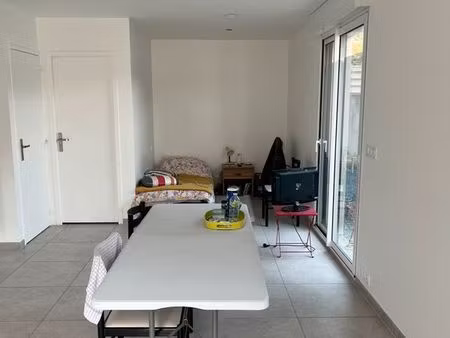 appartement non meublé