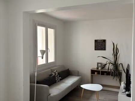 appartement 4 pièces de 75m²  cave et garage