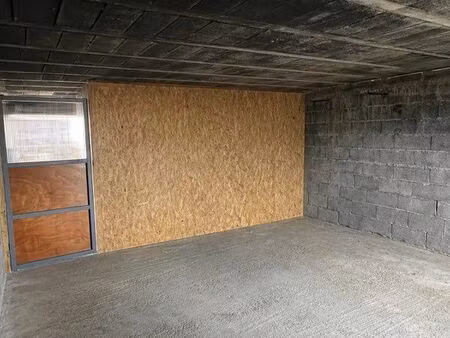 box de stockage/ garage