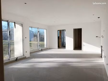 maison  4 pièces  86 m2