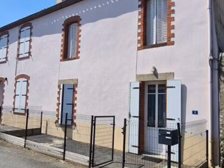maison meublée rénovée de 63 m² – clisson – calme et proche gare