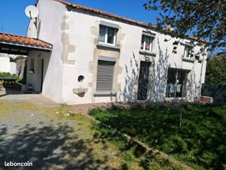 maison 4 pièces 93 m²