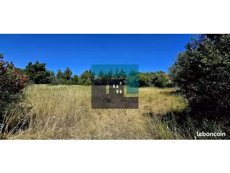 terrain 844 m² la palme